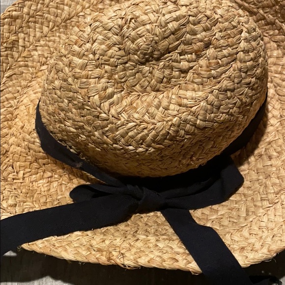 Floppy straw hat - Picture 3 of 5